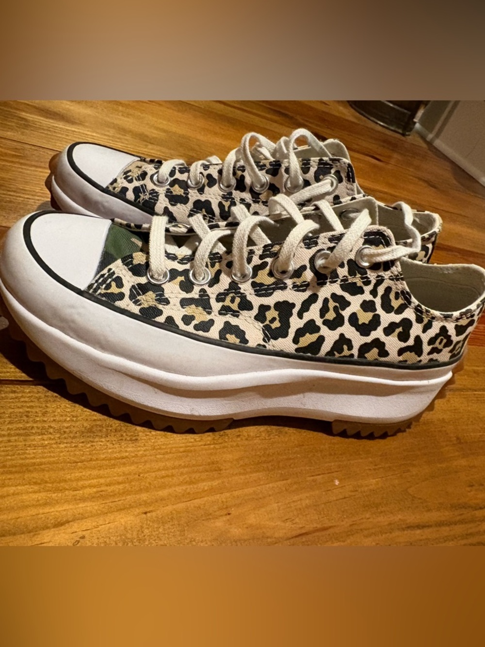 Converse Run Star Camo Leopard Platform Sneaker - Picture 3 of 12